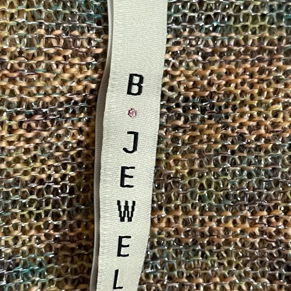 B Jewel Top - Picture 4 of 5